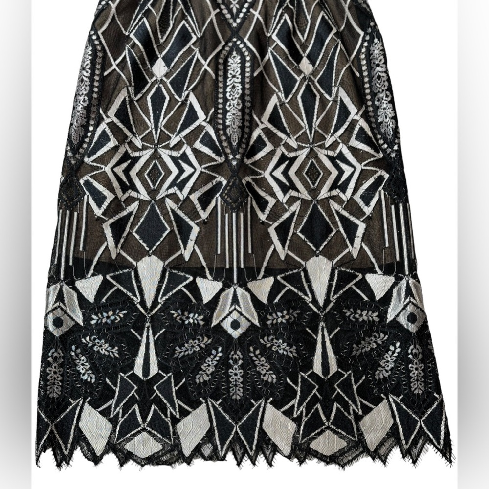 NWT BCBGMAXAZRIA Alese Floral Geometric Pattern Midi Dress - Picture 4 of 10